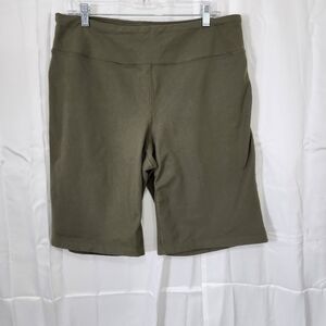 Lands' End Size Large Tall Olive Women's Shorts